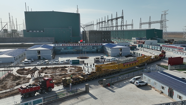 央视报道：陇电入浙工程首台换流变压器运抵甘肃武威